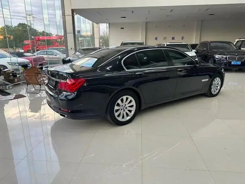 2013 BMW 7 Series 740Li Leading Edition — миниатюра 6