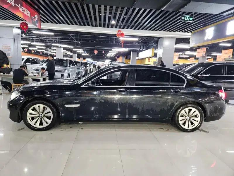 BMW 7 Series 2013 730Li Leading Edition — миниатюра 3