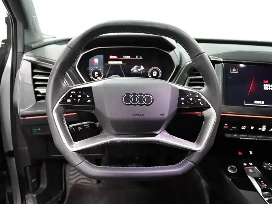 Audi Q4 e-tron 2024 Model 40 e-tron Adventure Edition — миниатюра 11