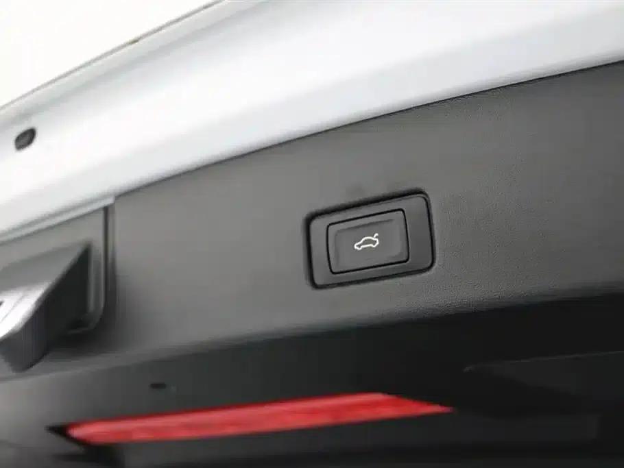 Audi Q4 e-tron 2024 Model 40 e-tron Adventure Edition — миниатюра 13