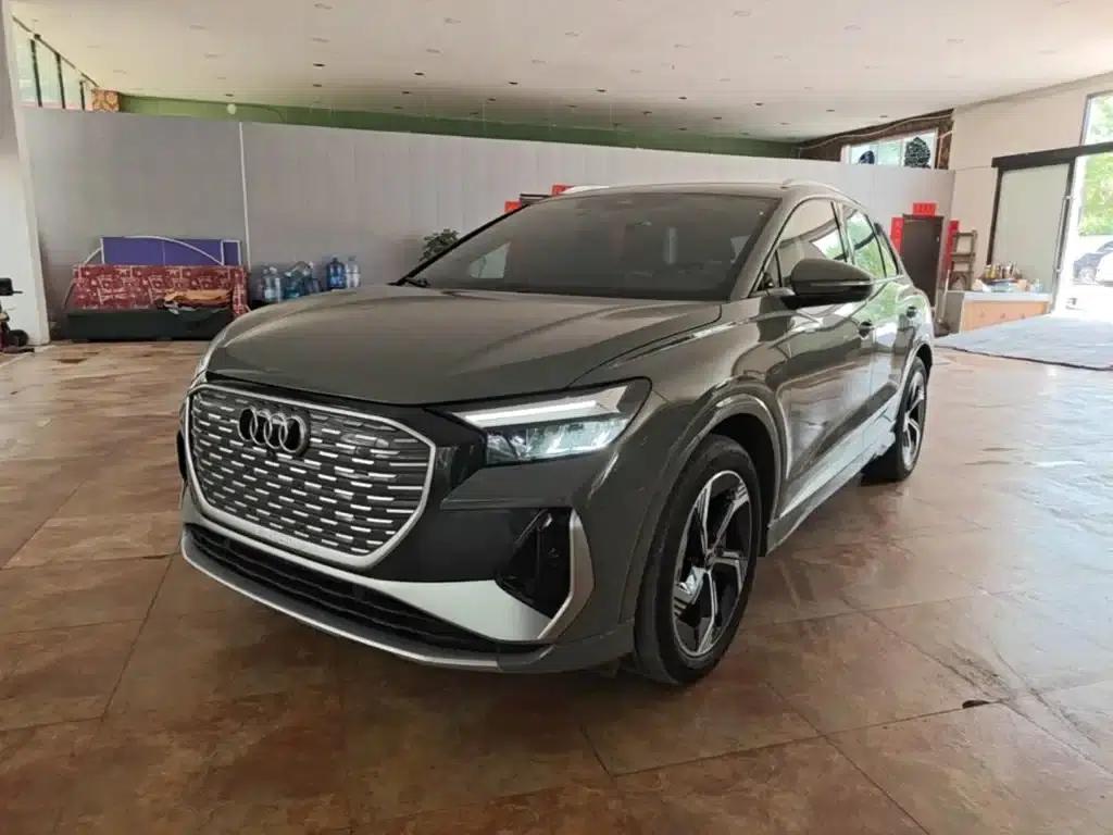 Audi Q4 e-tron 2023 Model 40 e-tron Trailblazer — миниатюра 1