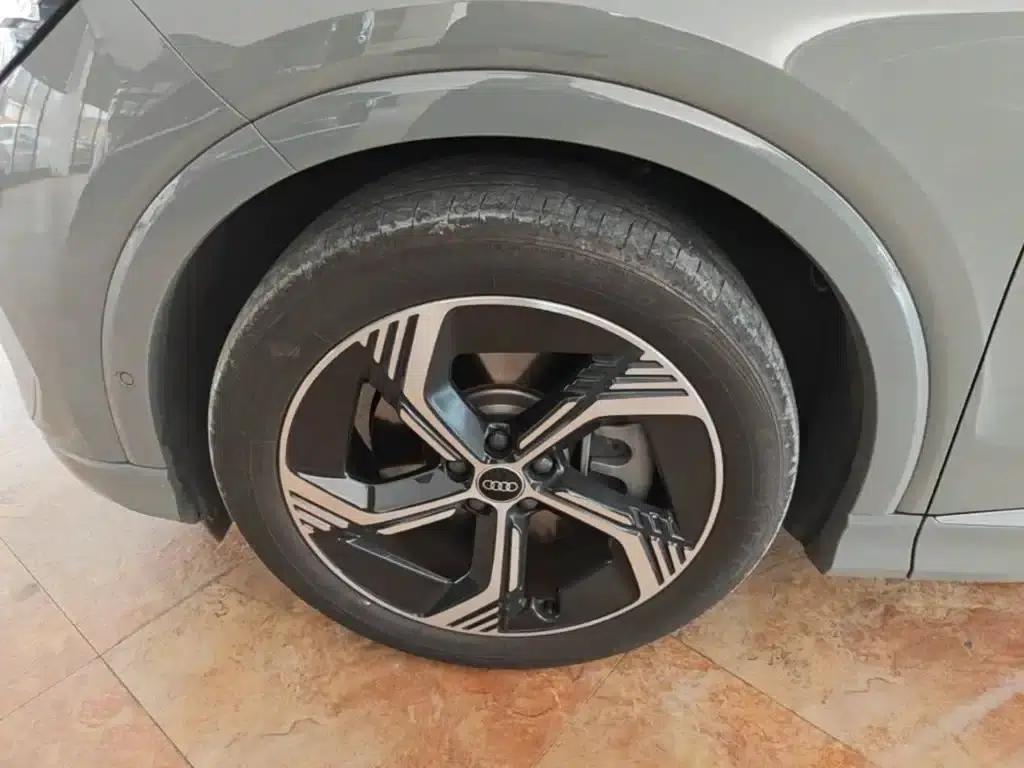 Audi Q4 e-tron 2023 Model 40 e-tron Trailblazer — миниатюра 23
