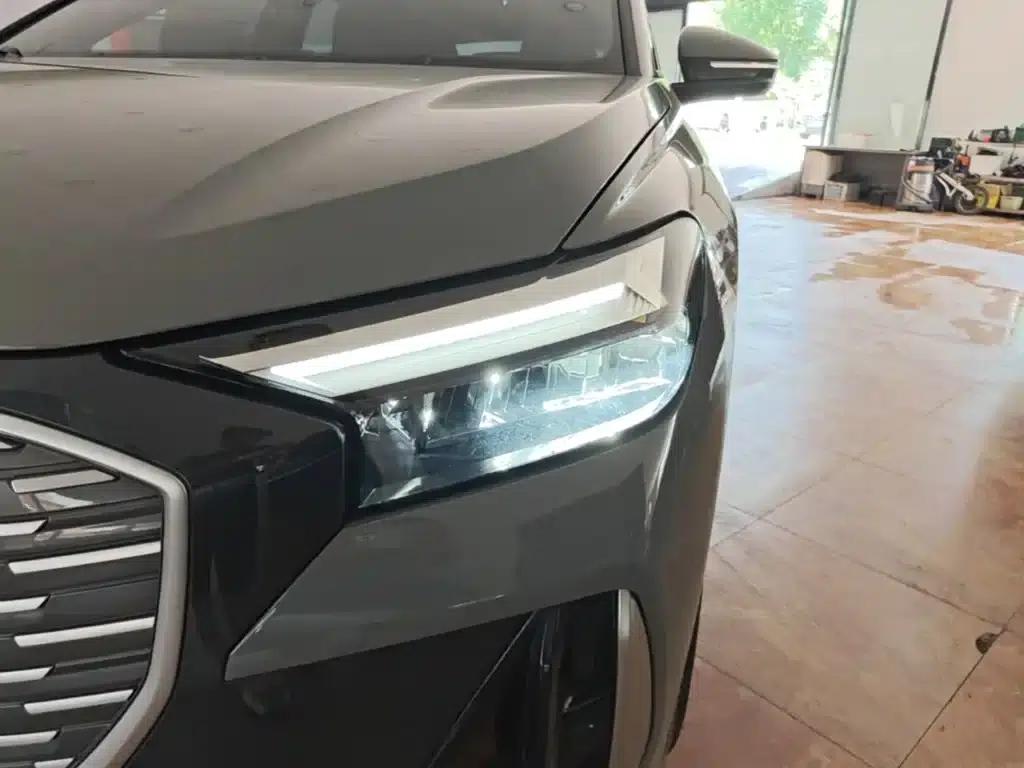 Audi Q4 e-tron 2023 Model 40 e-tron Trailblazer — миниатюра 24