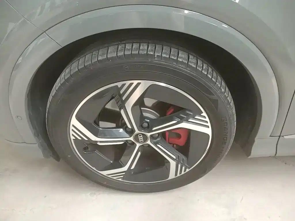 Audi Q4 e-tron 2023 Model 40 e-tron Trailblazer — миниатюра 23