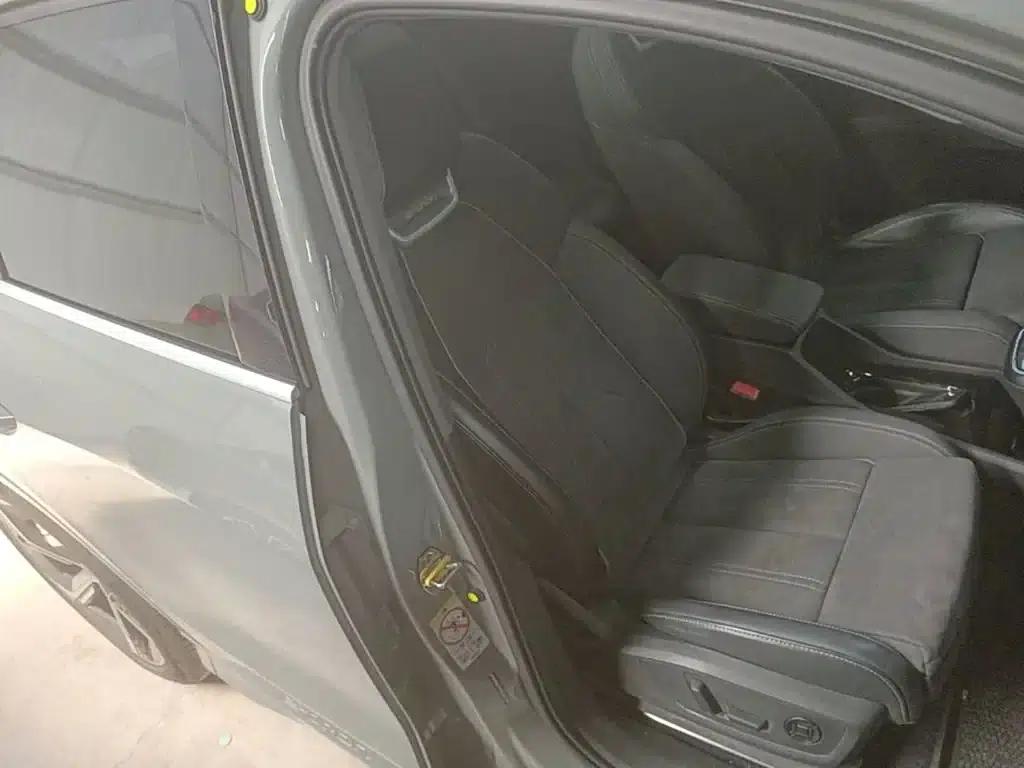 Audi Q4 e-tron 2023 Model 40 e-tron Trailblazer — миниатюра 25
