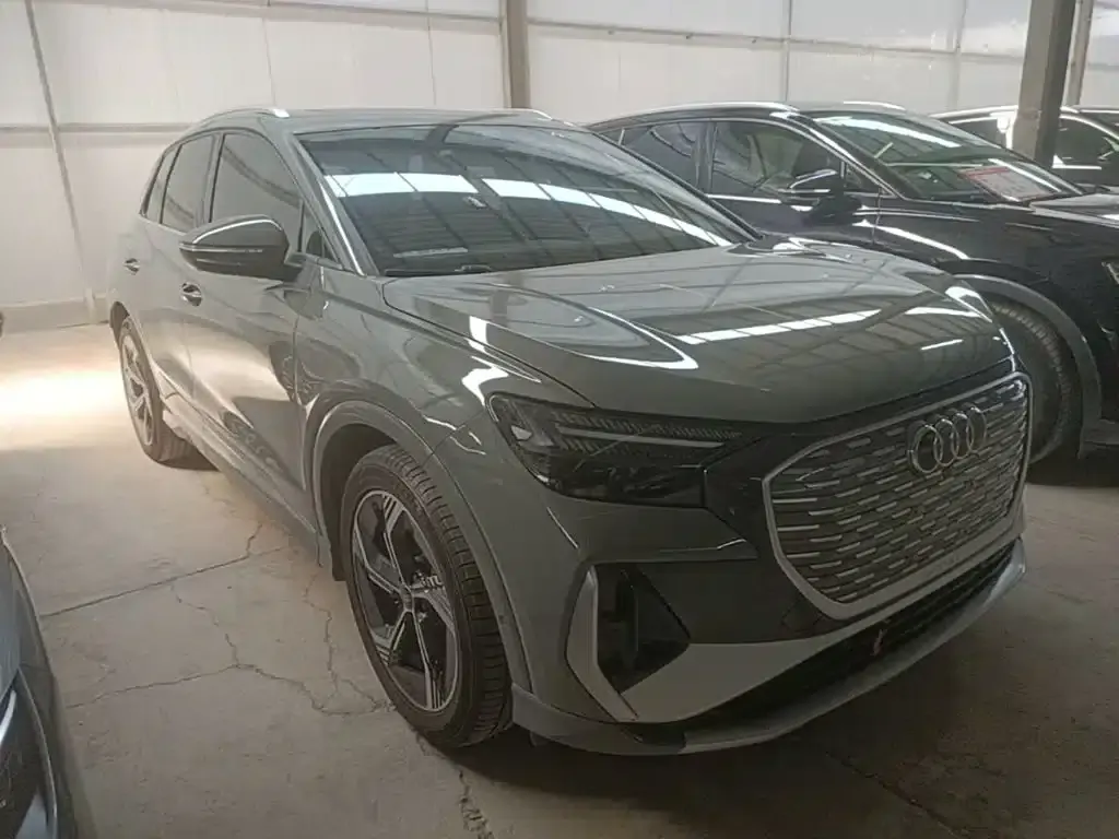 Audi Q4 e-tron 2023 Model 40 e-tron Trailblazer — миниатюра 4