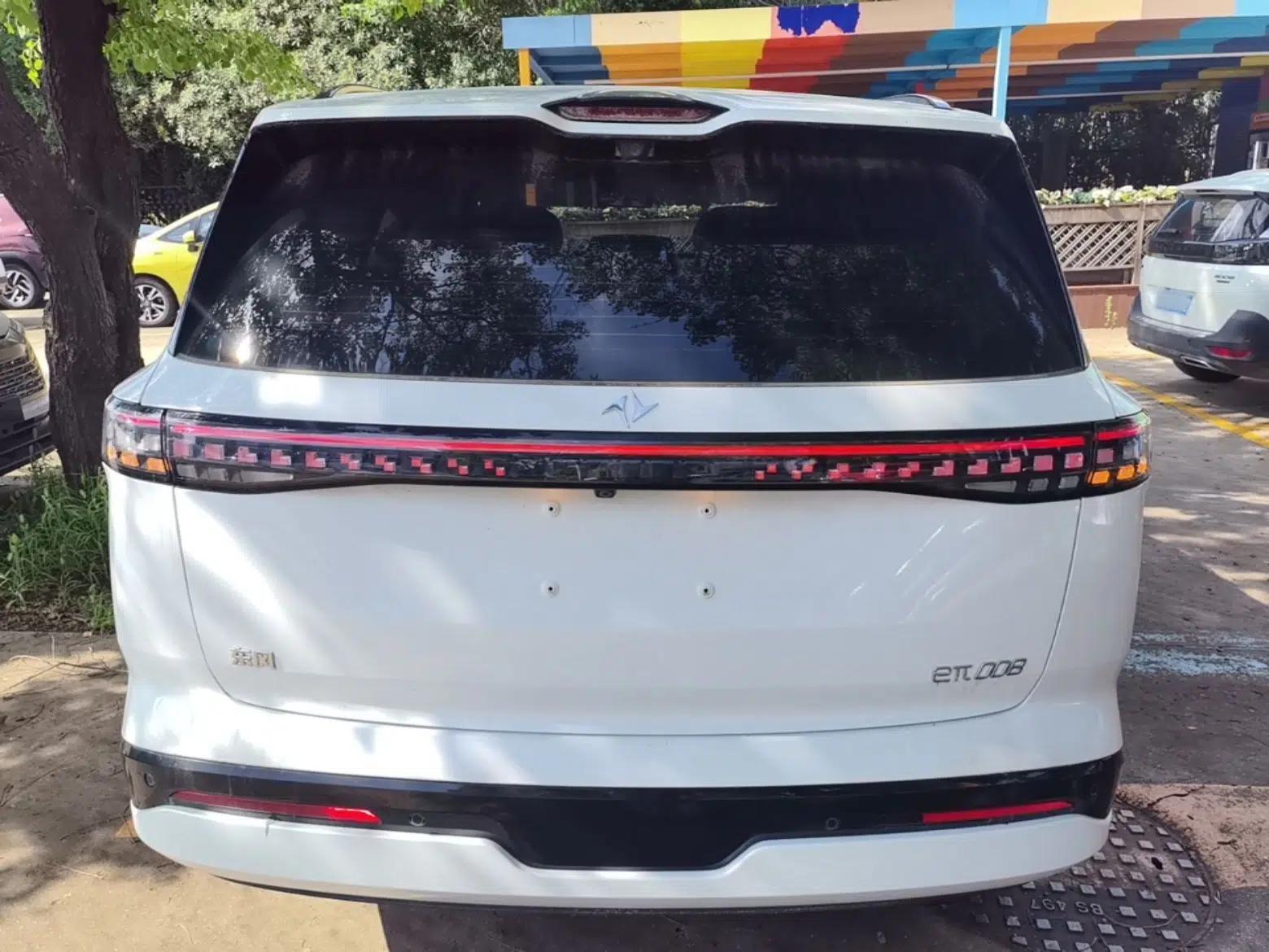 Dongfeng eπ eπ008 2025 210 Ultra Range-Extended Version 5 Seats — миниатюра 5