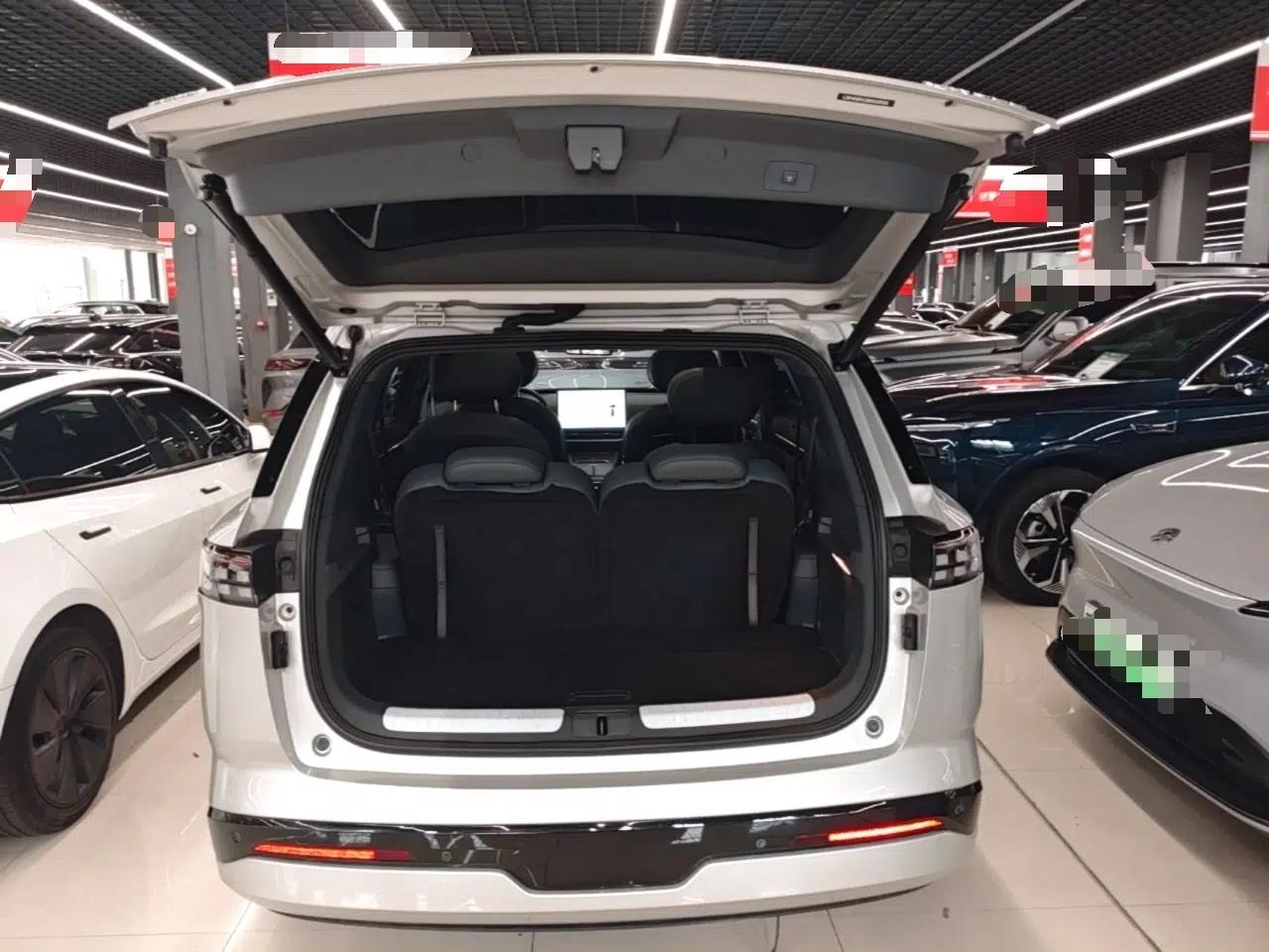 Dongfeng eπ eπ008 2024 210Max Range-Extended Version 6 Seats — миниатюра 22