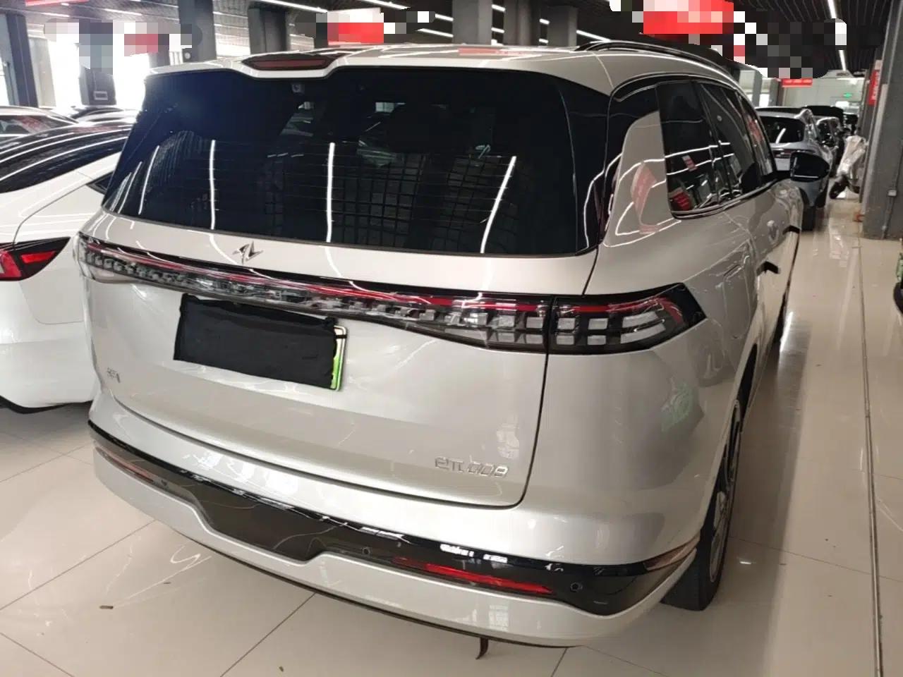 Dongfeng eπ eπ008 2024 210Max Range-Extended Version 6 Seats — миниатюра 6