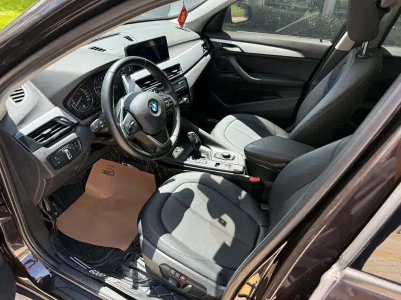 BMW X1 2016 sDrive18Li Fashion Edition — миниатюра 13