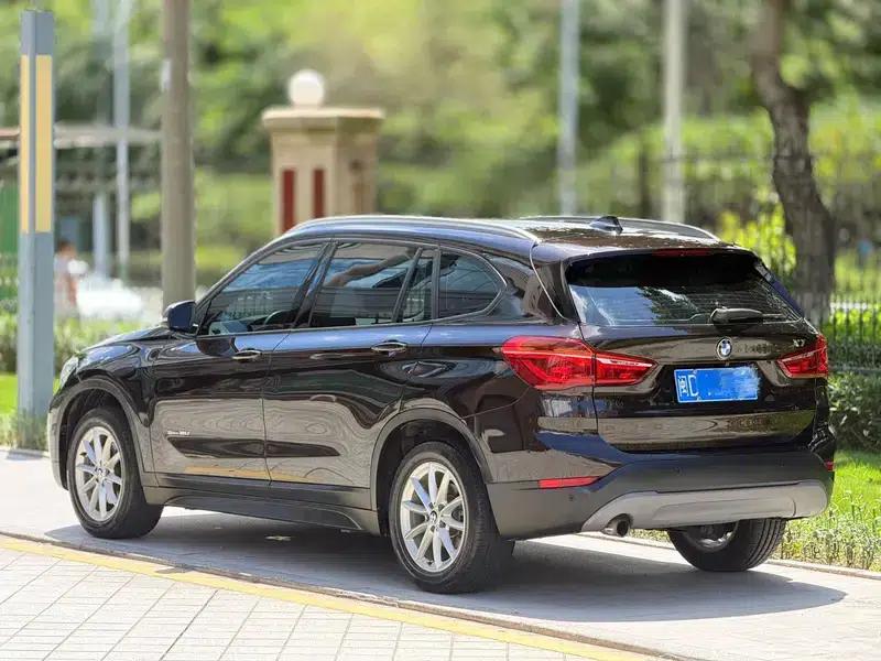 BMW X1 2016 sDrive18Li Fashion Edition — миниатюра 4