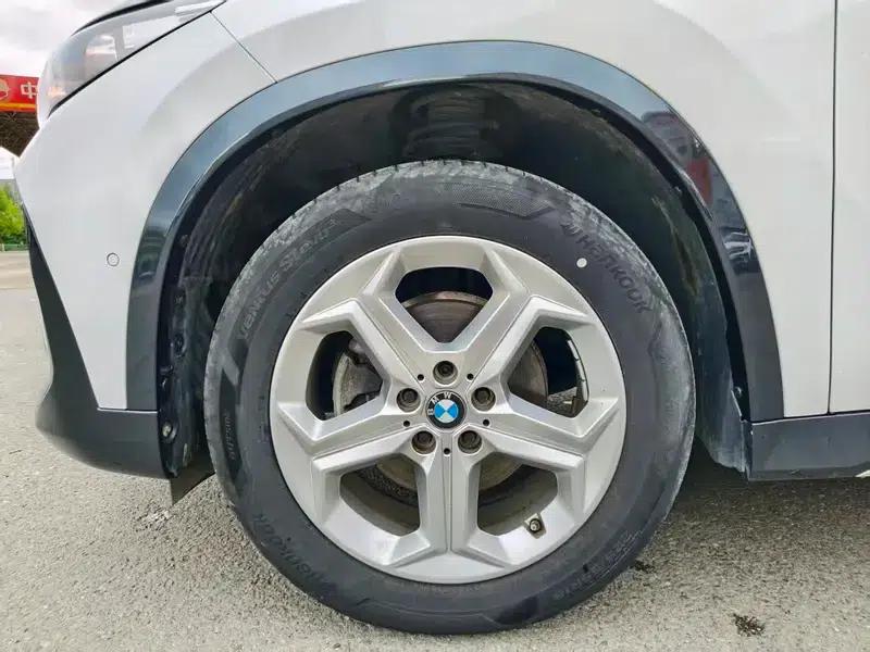 2023 BMW X1 sDrive20Li X Design Package — миниатюра 11