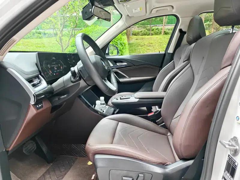 BMW X1 2023 sDrive25Li M Sport Package — миниатюра 17