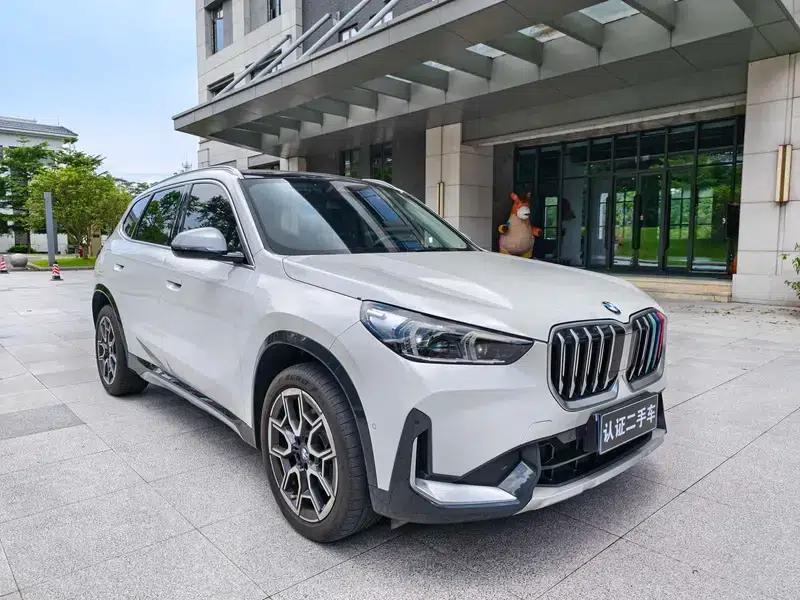 BMW X1 2023 sDrive25Li M Sport Package — миниатюра 3