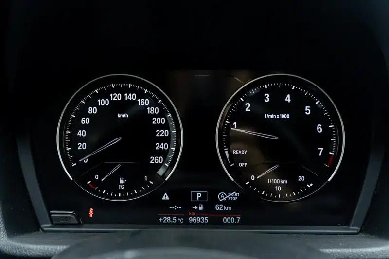 BMW X1 2019 sDrive20Li Leading Edition — миниатюра 15