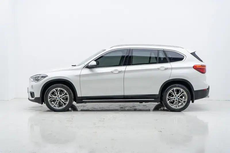 BMW X1 2019 sDrive20Li Leading Edition — миниатюра 4