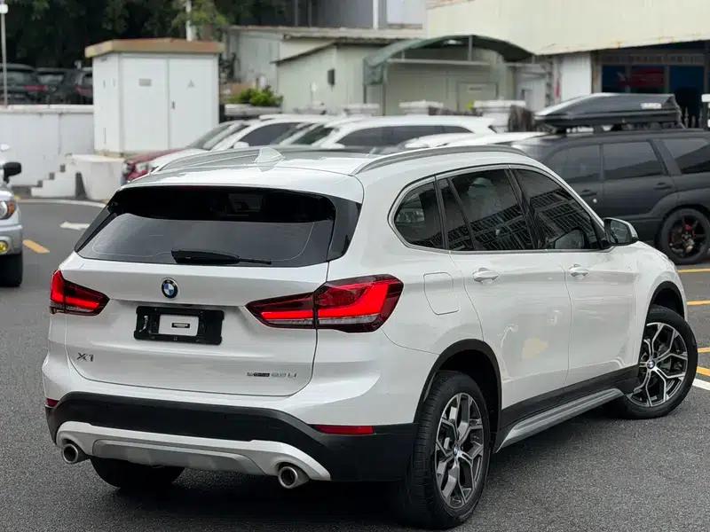 BMW X1 2022 sDrive20Li Fashion Edition — миниатюра 4