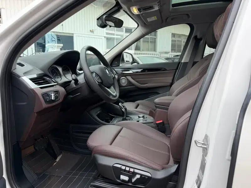 BMW X1 2022 sDrive20Li Fashion Edition — миниатюра 8
