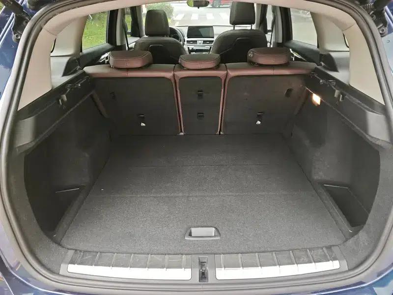 BMW X1 2020 sDrive25Li Leading Edition — миниатюра 15