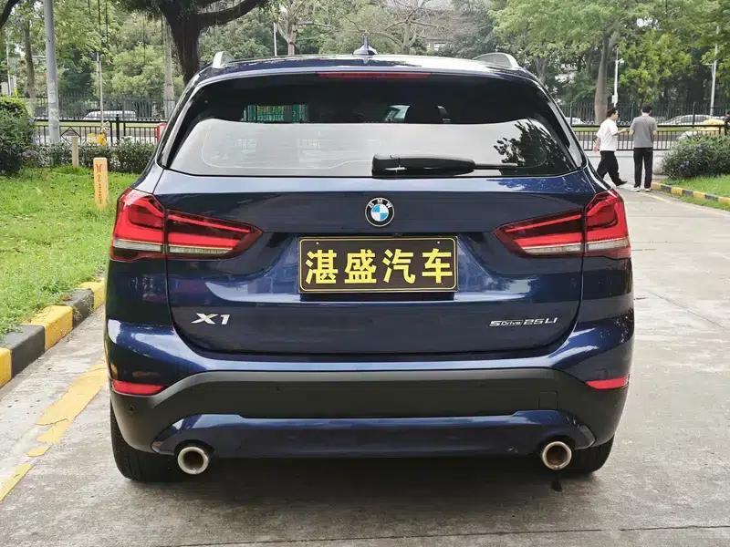 BMW X1 2020 sDrive25Li Leading Edition — миниатюра 5