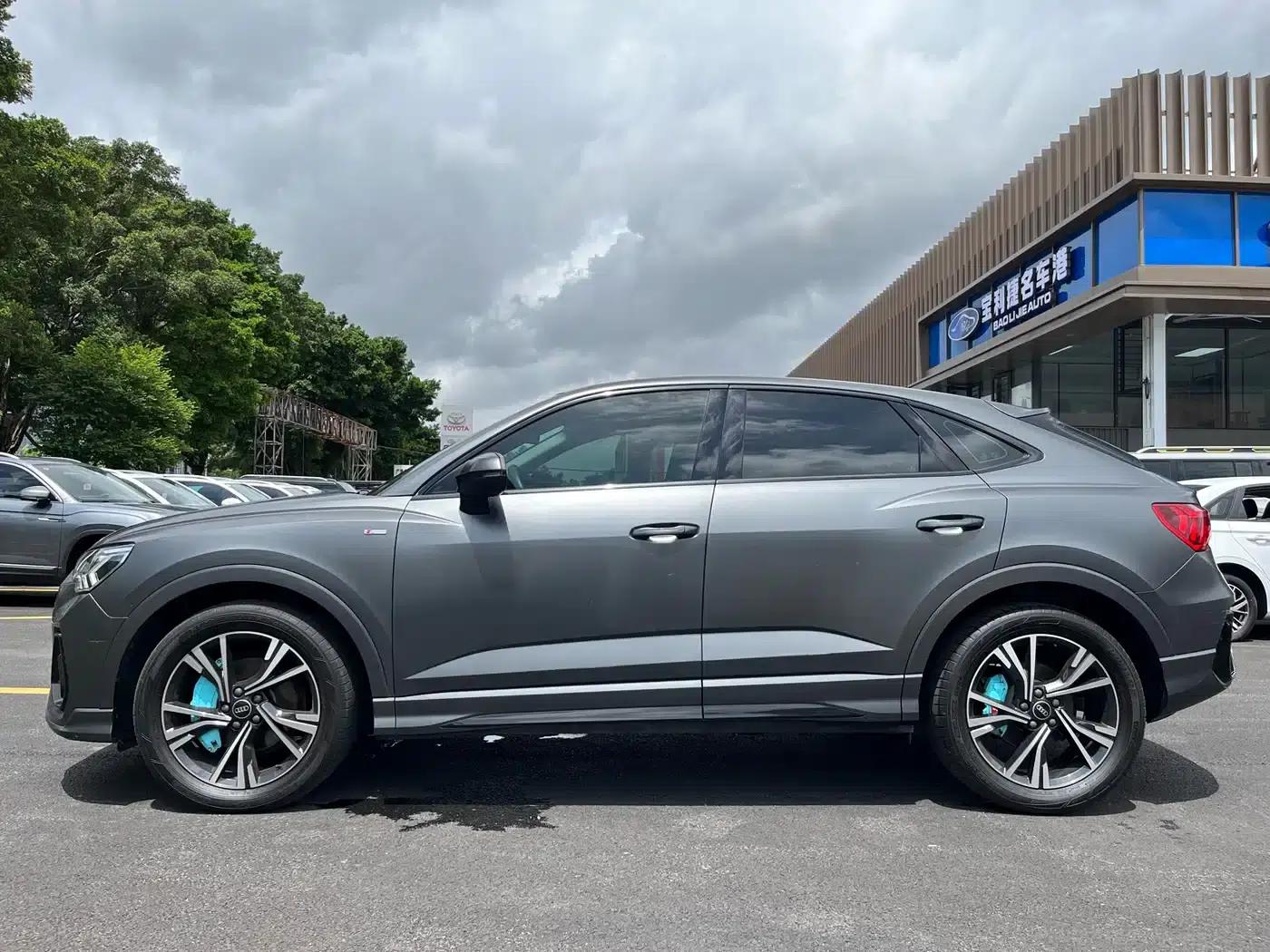 Audi Q3 Sportback 2022 40 TFSI Fashion Edition — миниатюра 3