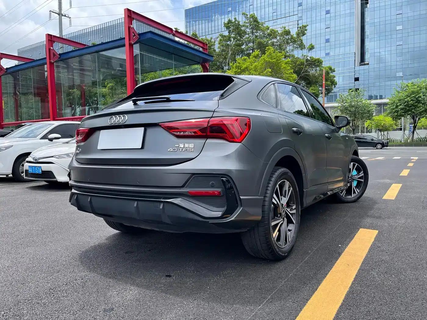 Audi Q3 Sportback 2022 40 TFSI Fashion Edition — миниатюра 6