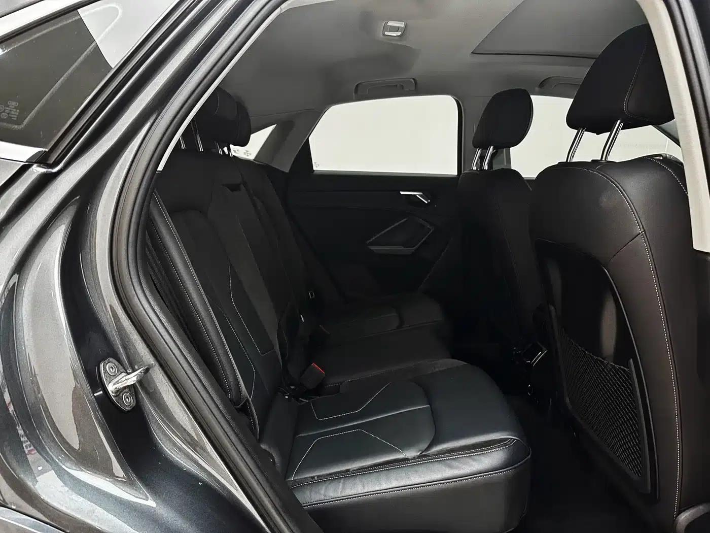 Audi Q3 Sportback 2023 35 TFSI Progressive (1.4T) — миниатюра 16