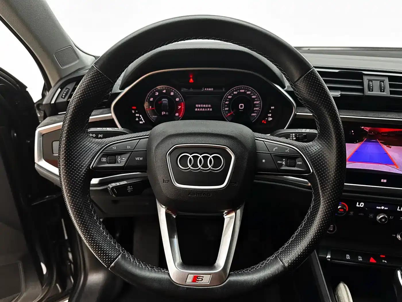 Audi Q3 Sportback 2023 35 TFSI Progressive (1.4T) — миниатюра 20
