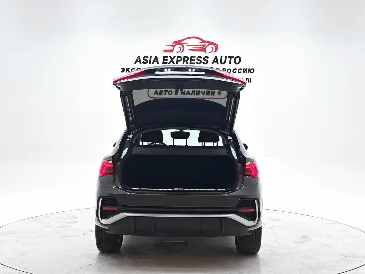 Audi Q3 Sportback 2023 35 TFSI Progressive (1.4T) — миниатюра 8