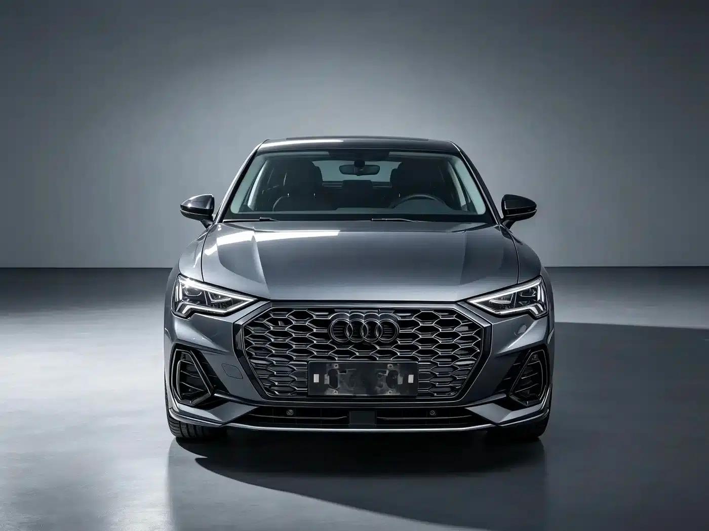 Audi Q3 Sportback 2023 35 TFSI Progressive (1.4T) — миниатюра 3