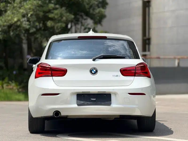 BMW 1 Series (Imported) 2018 118i Leading Edition — миниатюра 5