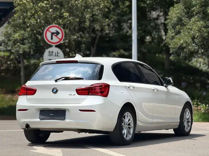 BMW 1 Series (Imported) 2018 118i Leading Edition — миниатюра 6