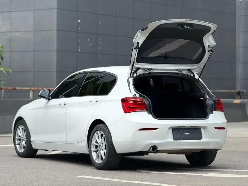 BMW 1 Series (Imported) 2018 118i Leading Edition — миниатюра 7