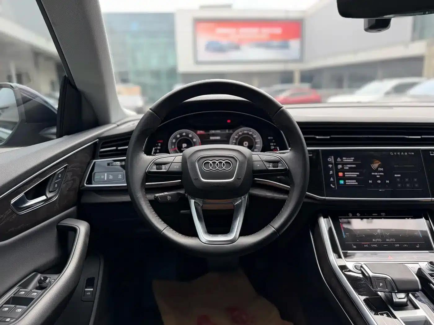 Audi Q8 2021 55 TFSI Luxury Dynamic — миниатюра 15