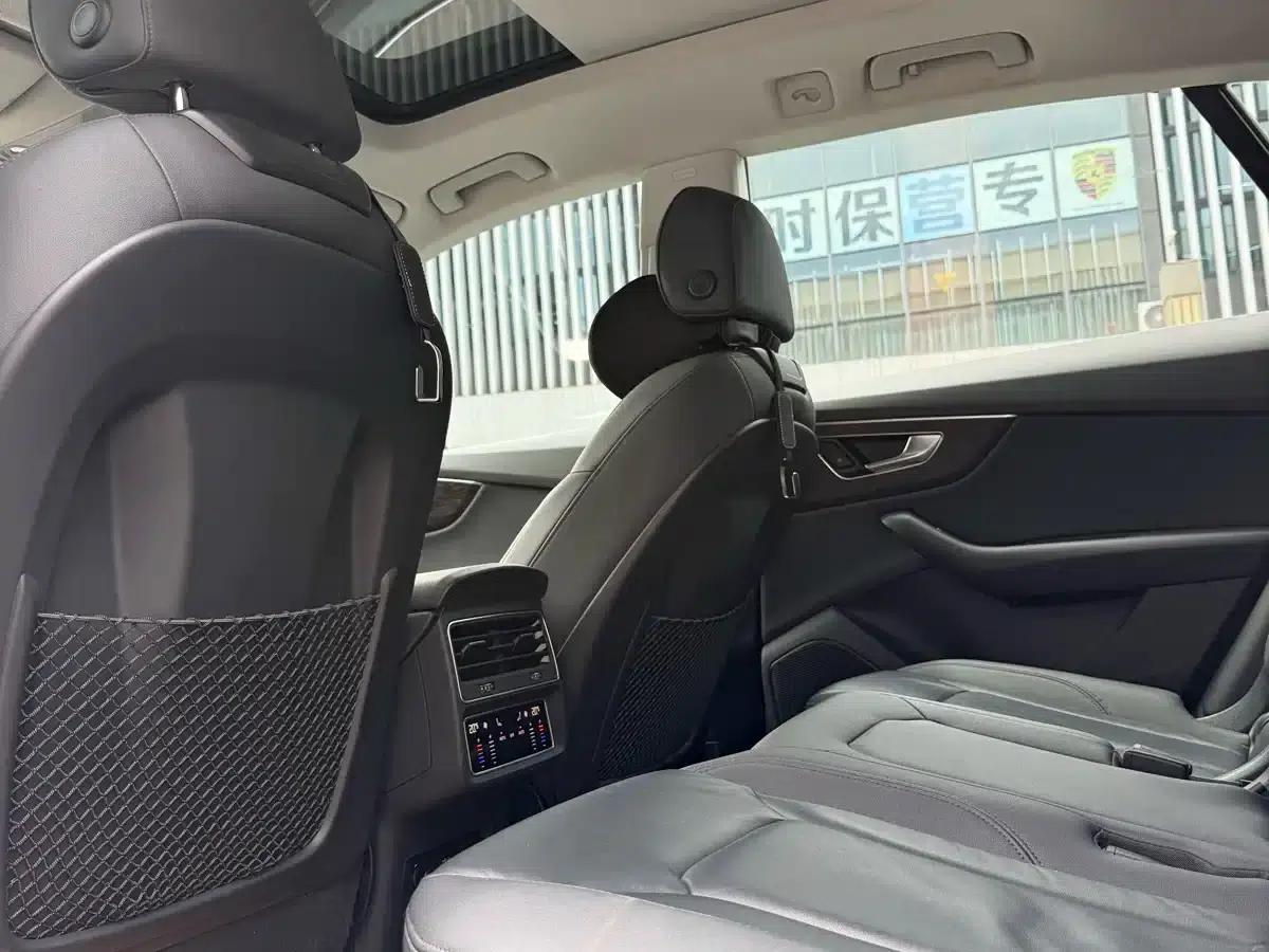 Audi Q8 2021 55 TFSI Luxury Dynamic — миниатюра 10