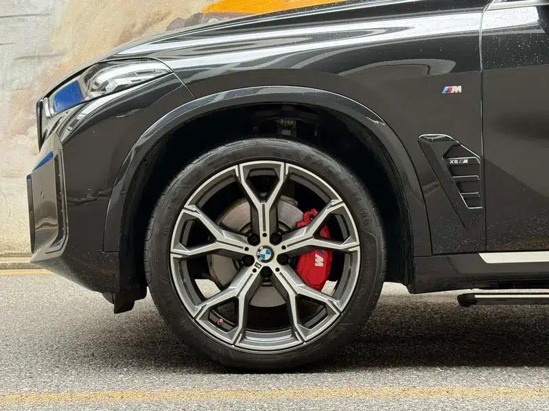 BMW X5 2023 xDrive30Li M Sport Package — миниатюра 7