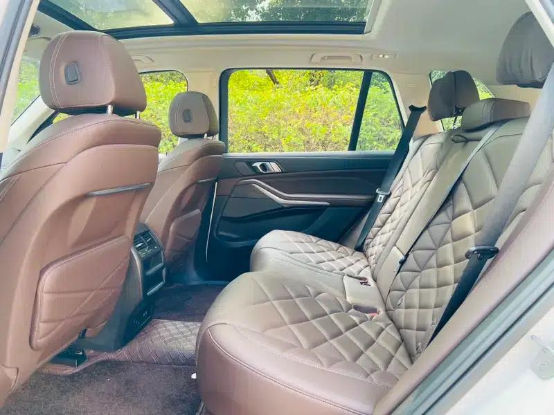 BMW X5 2022 xDrive 30Li M Sport Package — миниатюра 18