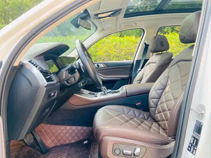BMW X5 2022 xDrive 30Li M Sport Package — миниатюра 21
