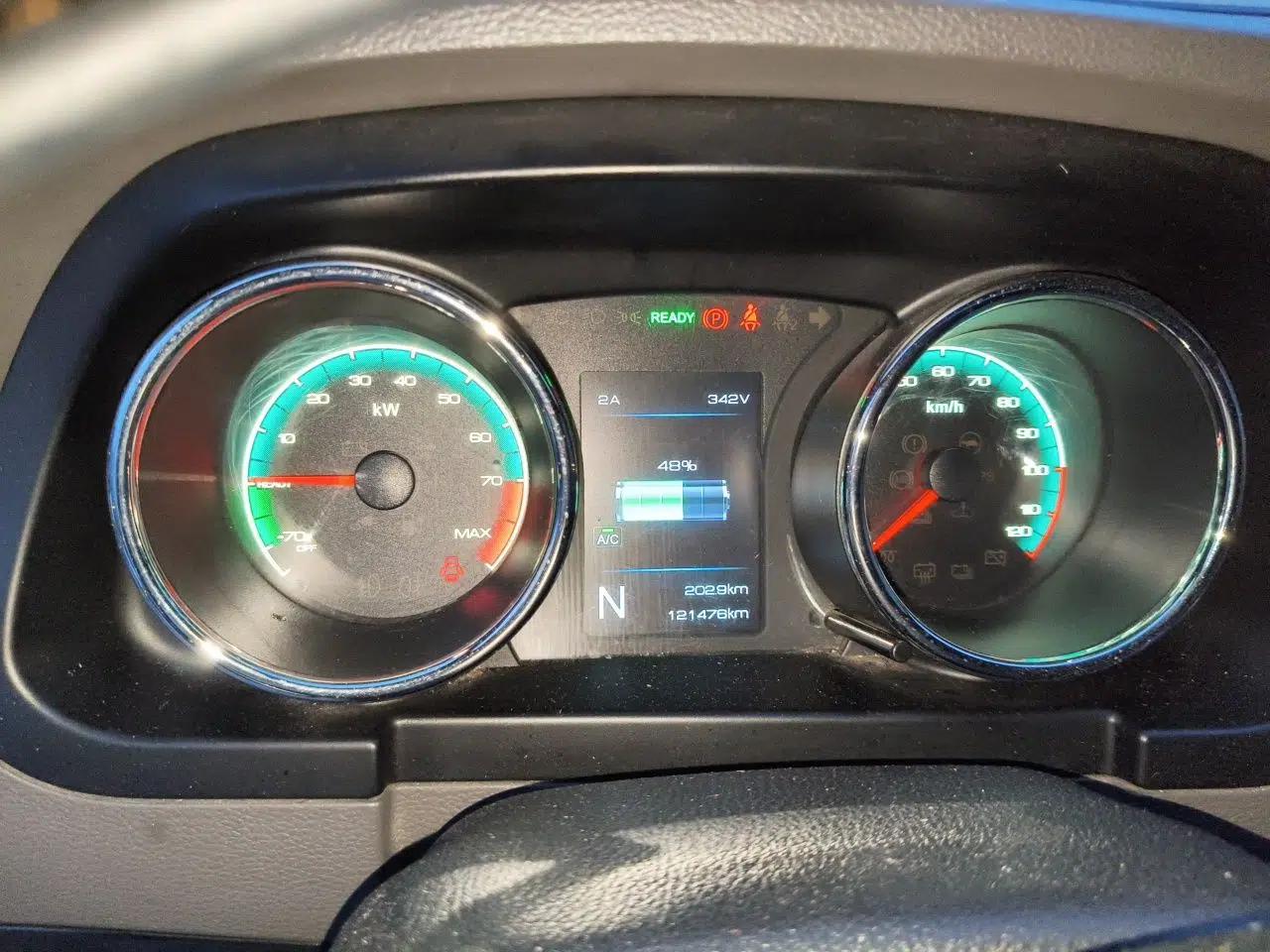 Dongfeng Yufeng EM26 2023 High-End Model 41.86 kWh CATL — миниатюра 11