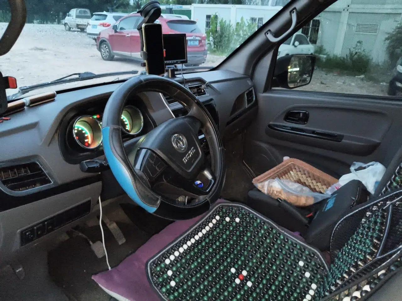 Dongfeng Yufeng EM26 2023 High-End Model 41.86 kWh CATL — миниатюра 9