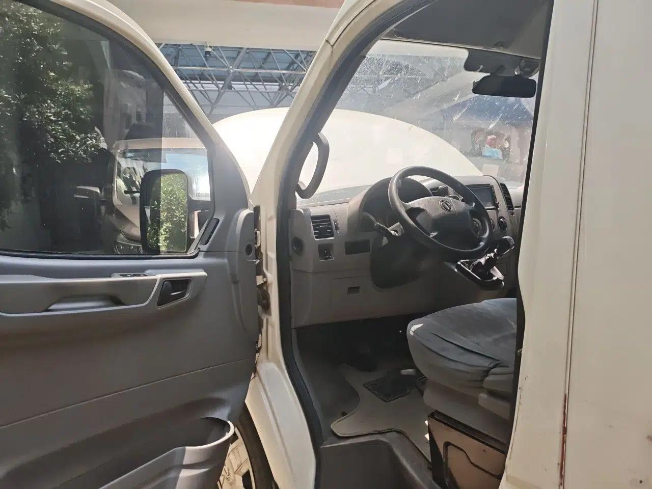 Dongfeng Yufeng 2014 2.5T YuliBao Logistics Vehicle Standard Features Include Short Wheelbase with Mid-Roof ZD25 — миниатюра 16