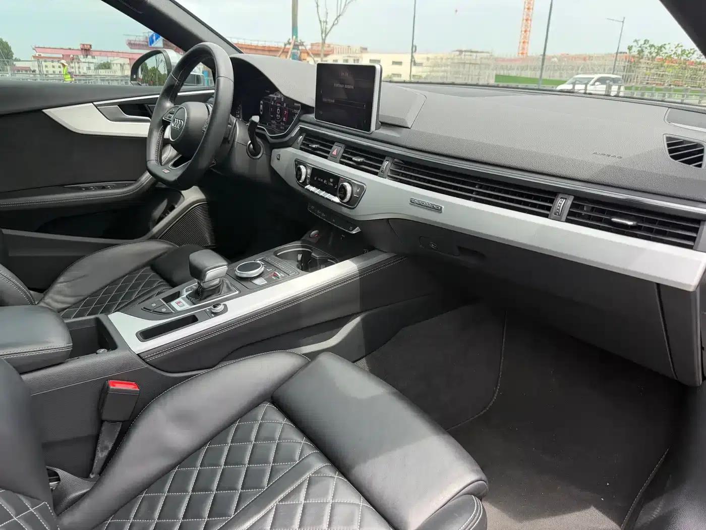 2017 Audi S5 3.0T Sportback — миниатюра 11