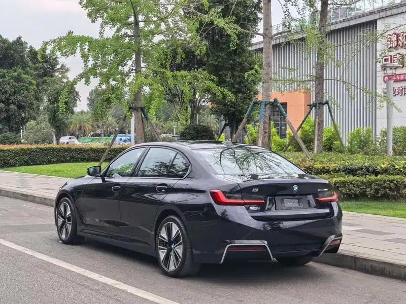 BMW i3 2025 eDrive40L Shadow Sport Package — миниатюра 4