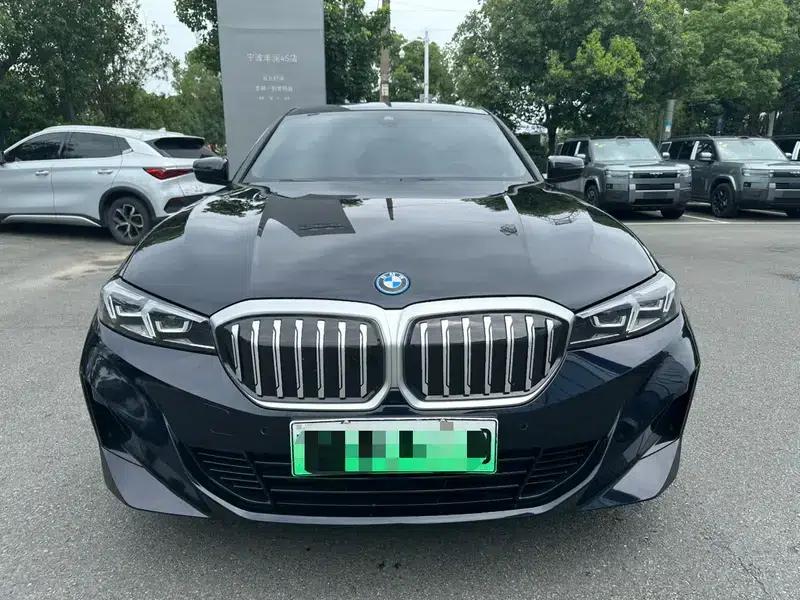 BMW i3 2025 eDrive35L — миниатюра 2