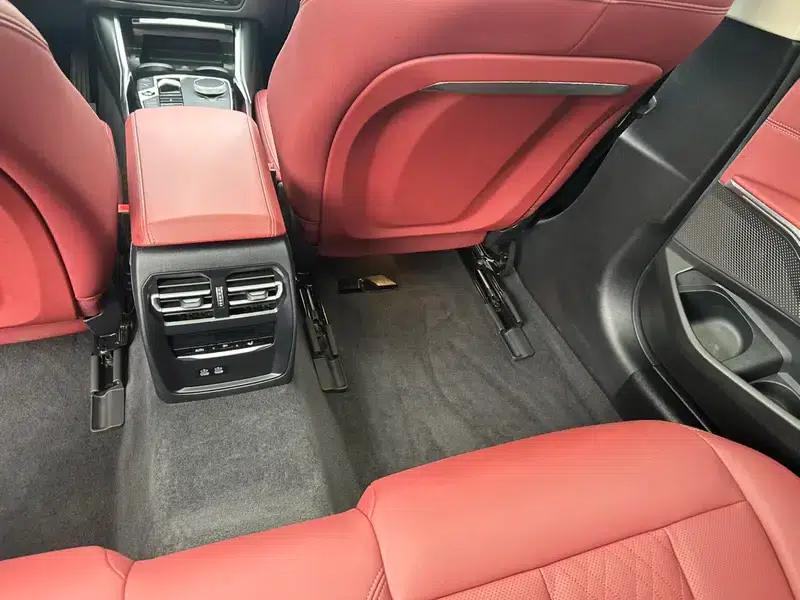 BMW i3 2025 eDrive35L — миниатюра 11