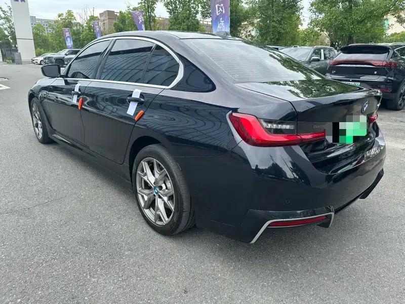 BMW i3 2025 eDrive35L — миниатюра 4