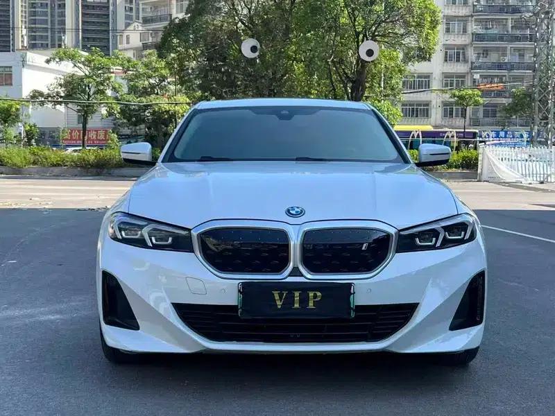 BMW i3 2022 eDrive35L — миниатюра 2
