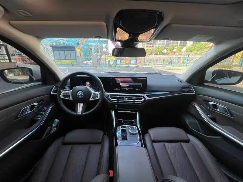 BMW i3 2022 eDrive35L — миниатюра 7