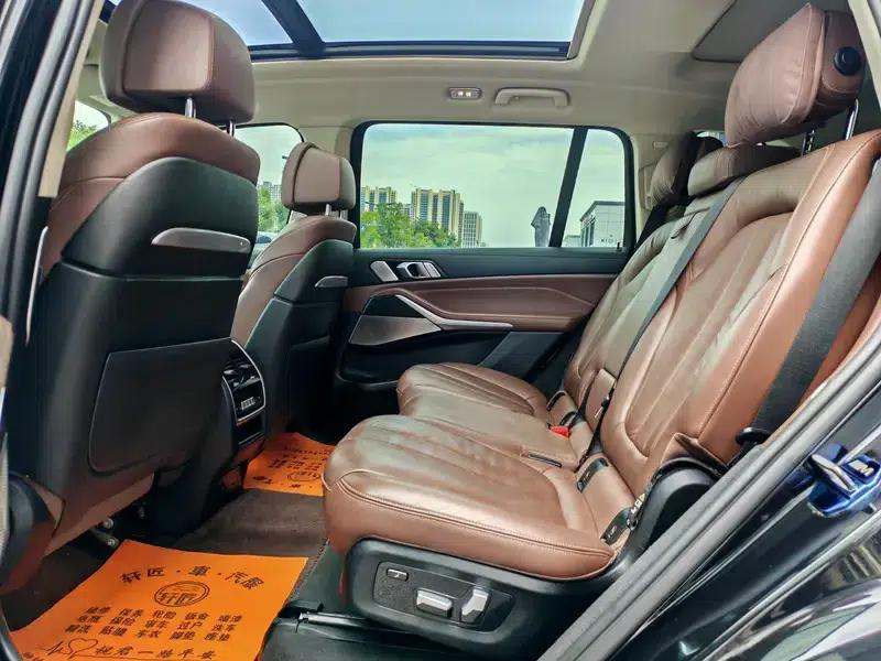 BMW X7 2019 xDrive40i Leading Luxury Package — миниатюра 13