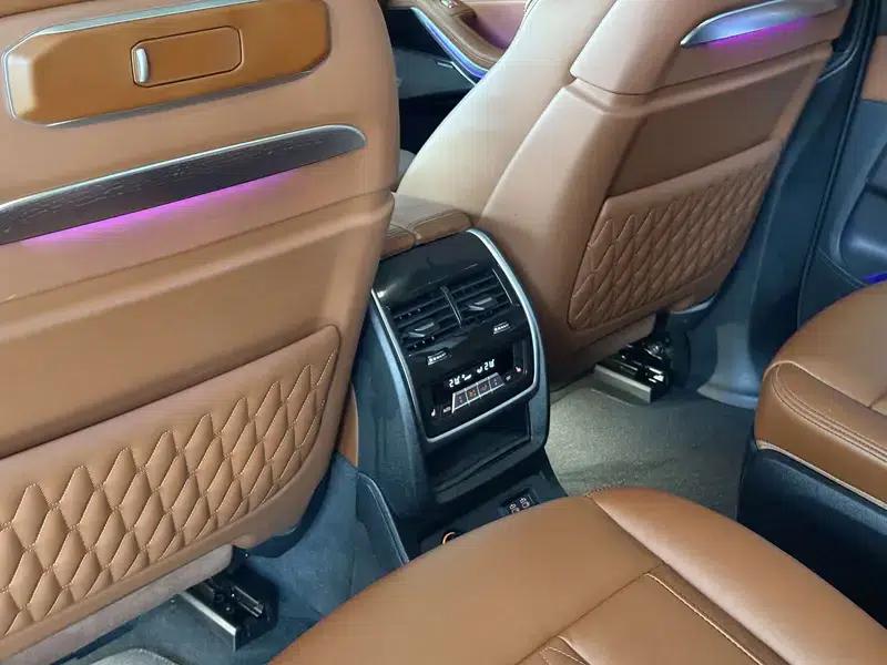 BMW X7 2023 xDrive M60i — миниатюра 19